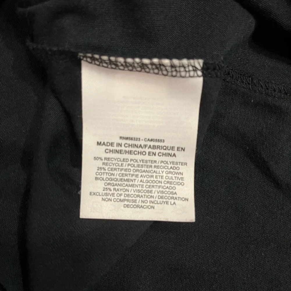 Nike | Futura Logo Scoop-Neck Long Sleeve Top in Black/White Size Medium